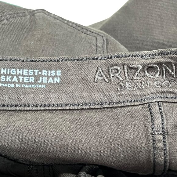 Arizona - Women's High-Rise Slouchy Skater Jeans Loose Through Hip & Thigh - 0 - Picture 10 of 12